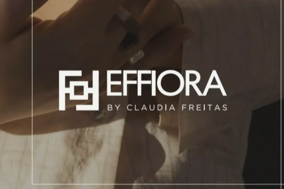 Effiora by Claudia Freitas